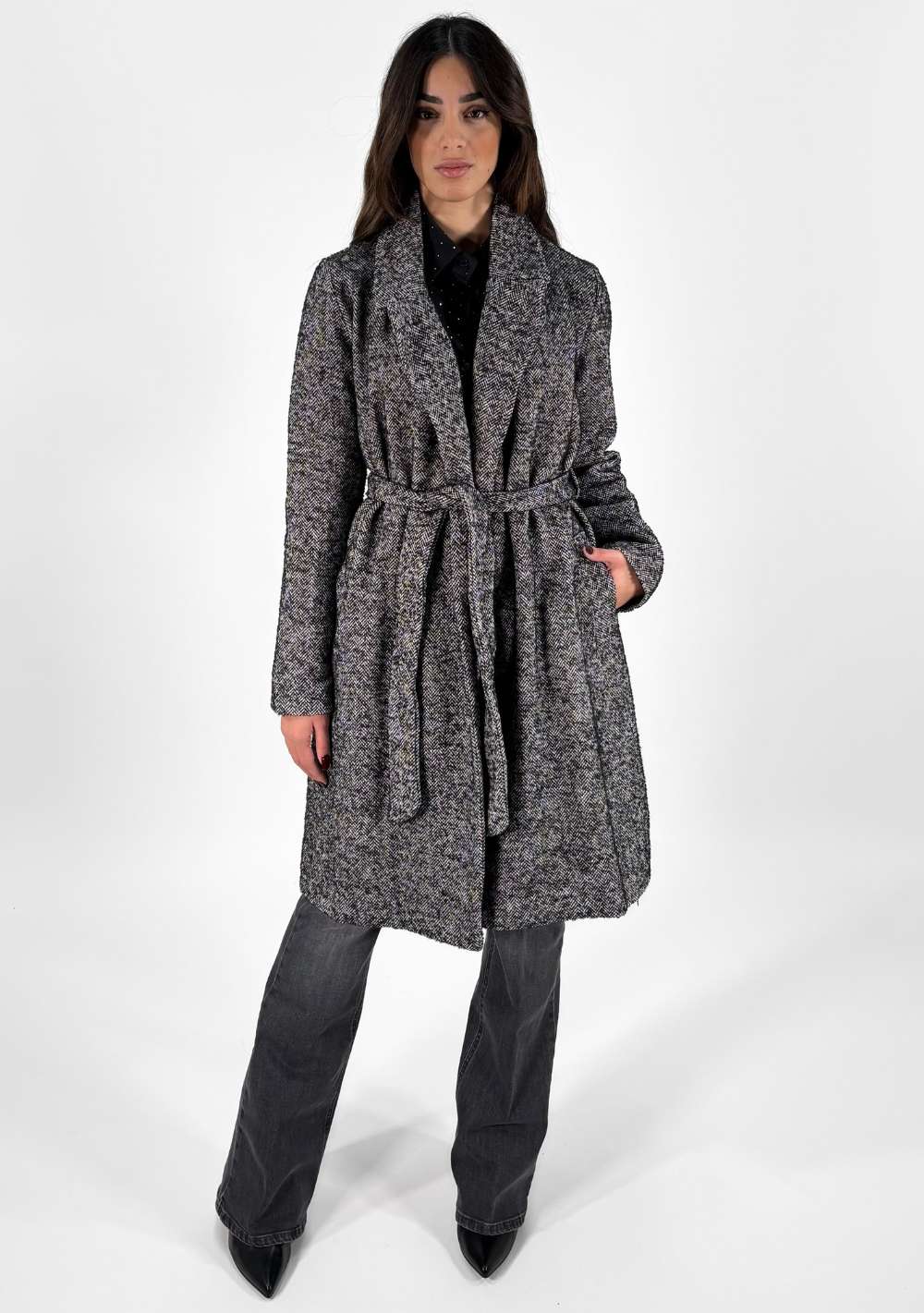 Cappotto Corto Doppio Petto Spigato