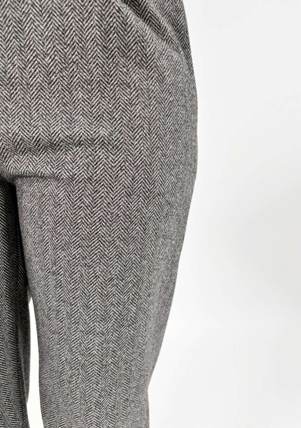 Pantaloni con Pinces Spigato
