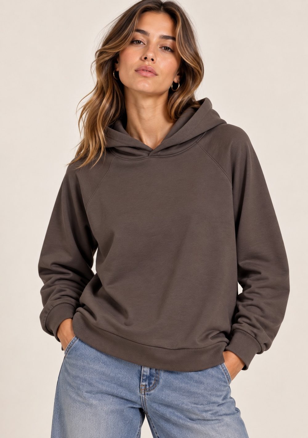 Maglia in Felpa Cappuccio da donna in colore moro