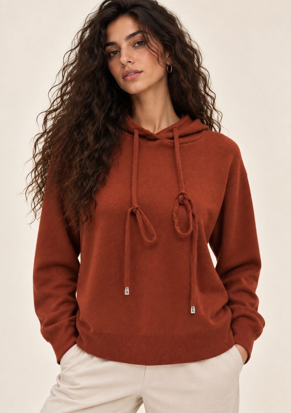 Maglia con Cappuccio da donna in colore coccio