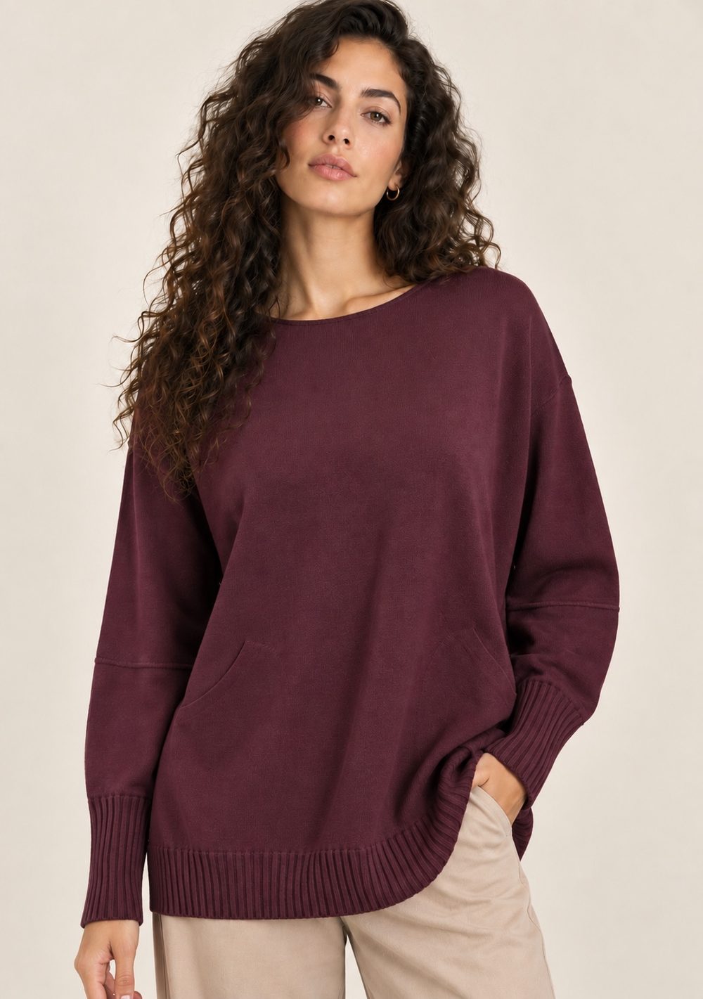 Maglia Girocollo con Tasche da donna in colore vino