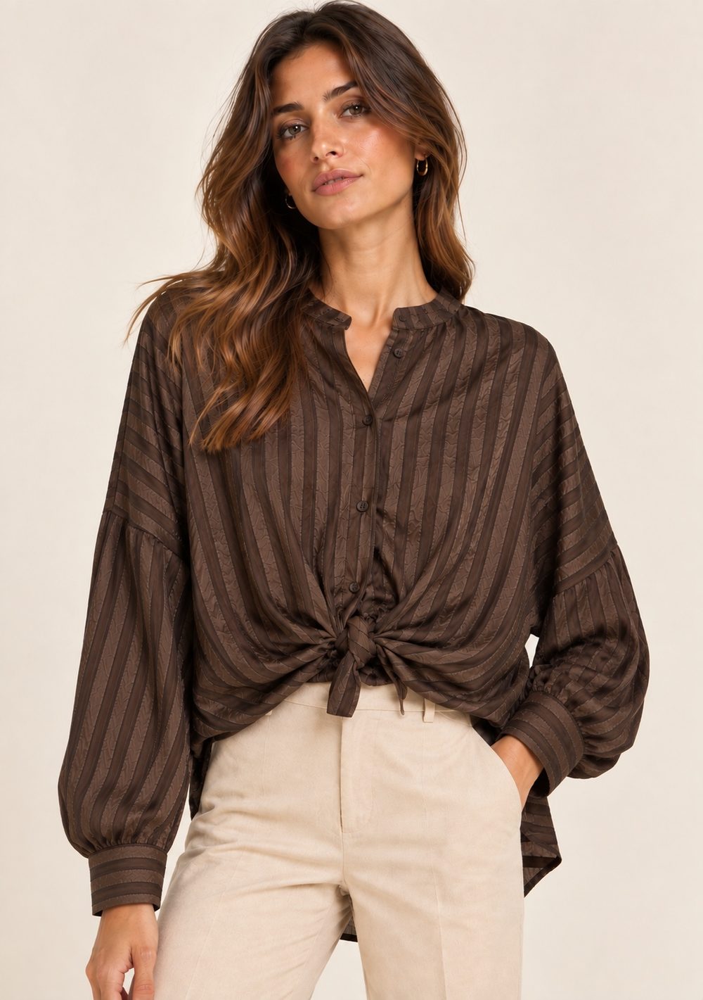 Camicia Satin Rigata da donna in colore moro