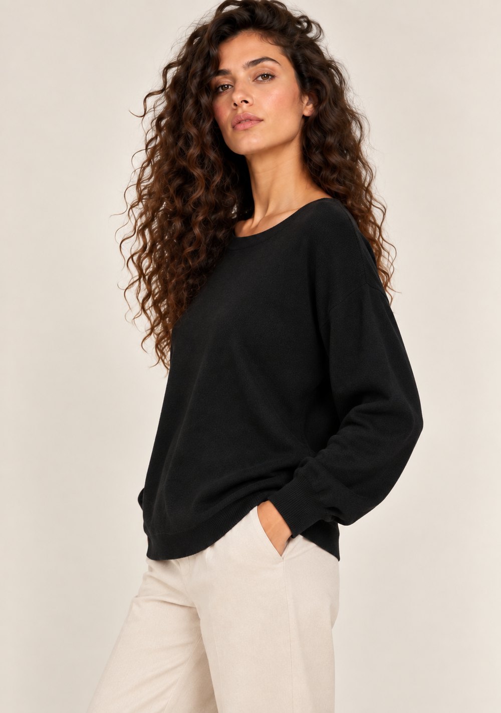 Maglia a Barca con Goccia da donna in colore nero, vista alternativa 2