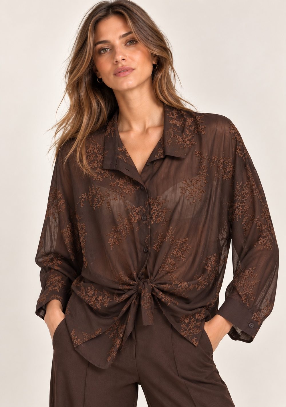 Camicia Crepon con Ricamo da donna in colore moro