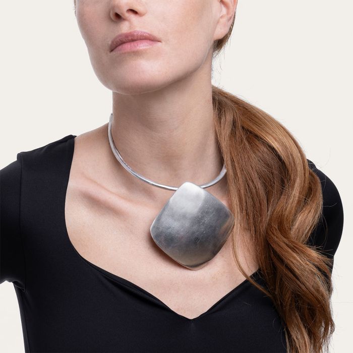 COLLIER RIGIDE GRAND LOSANGE