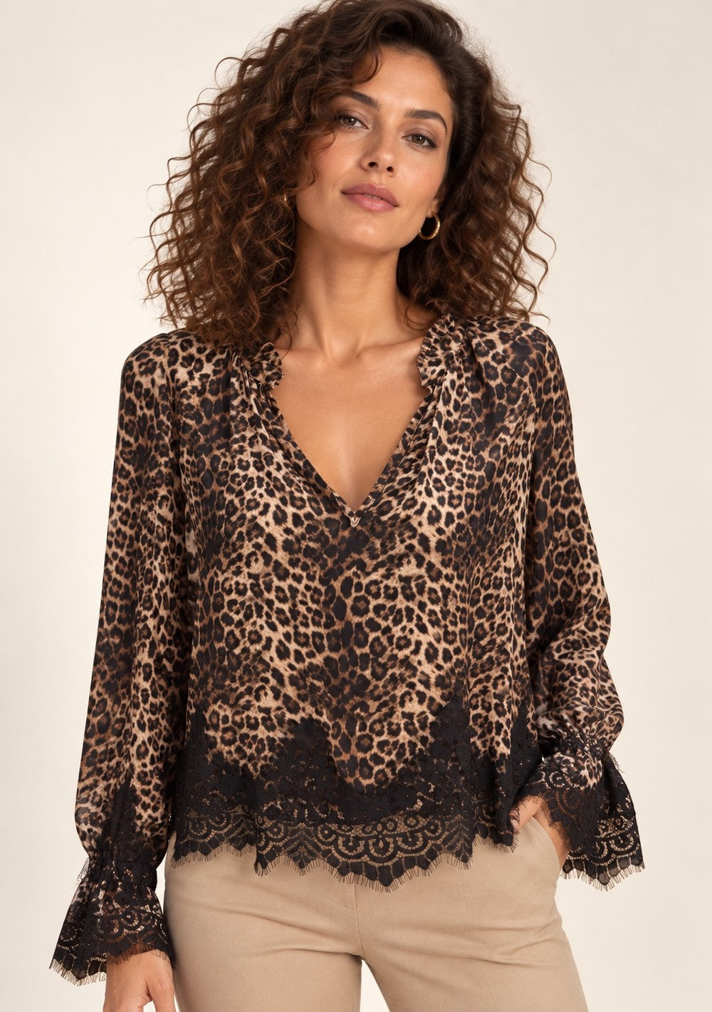 Blusa Satin con Pizzo