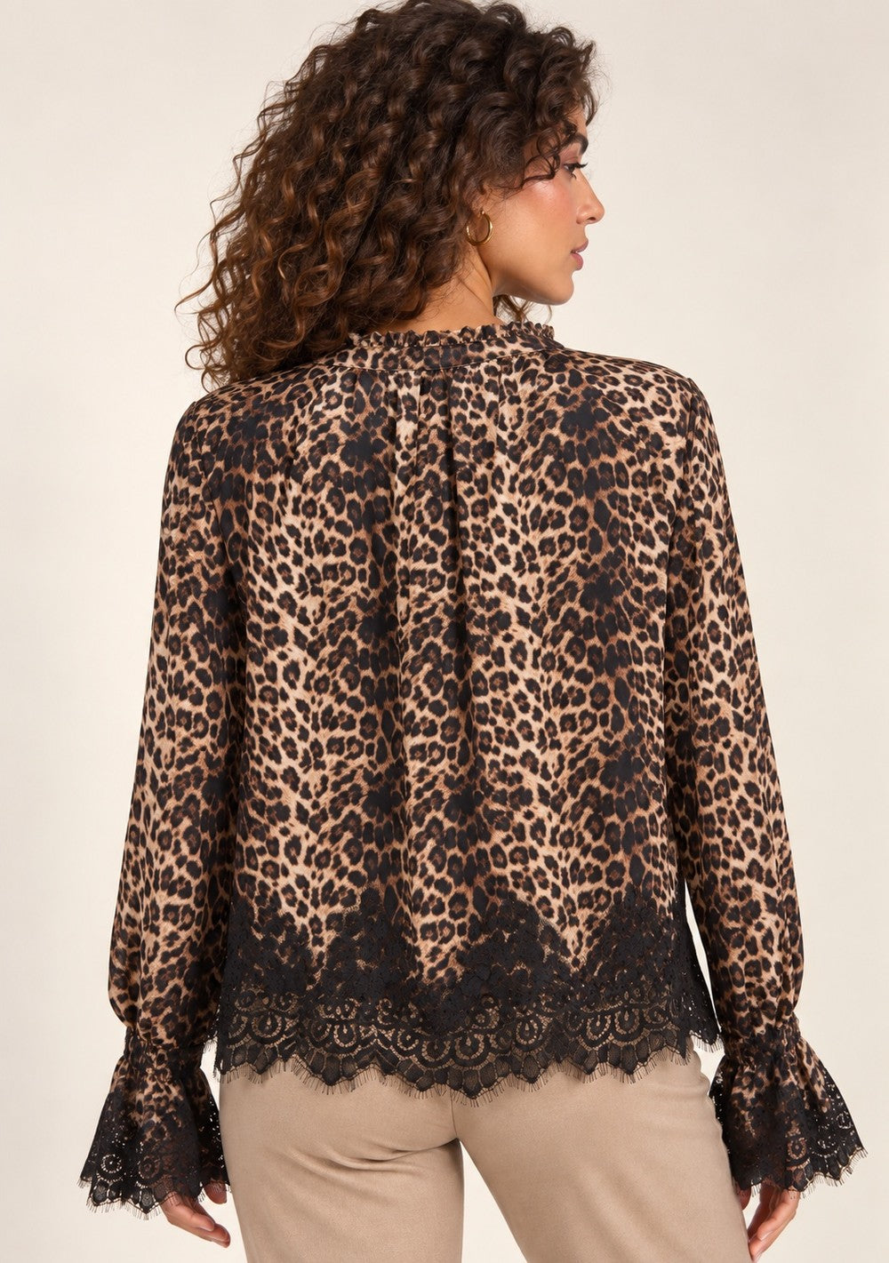 Blusa Satin con Pizzo
