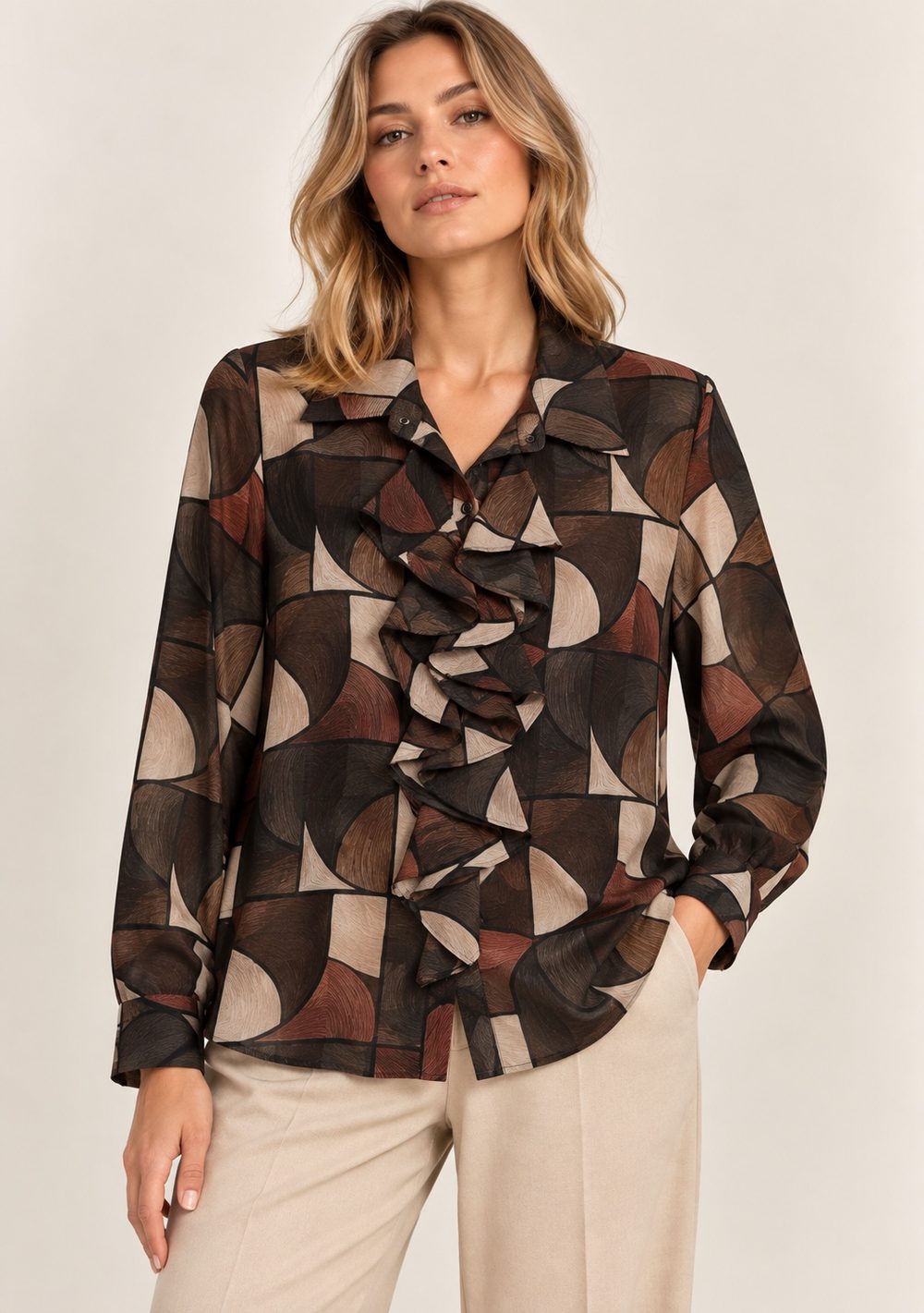 Camicia con Rouches da donna in colore moro
