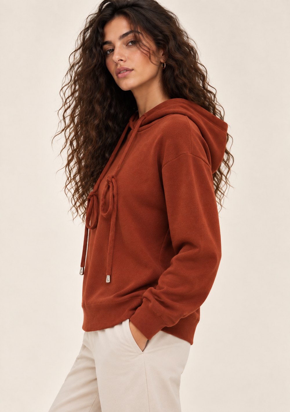 Maglia con Cappuccio da donna in colore coccio, vista alternativa 2