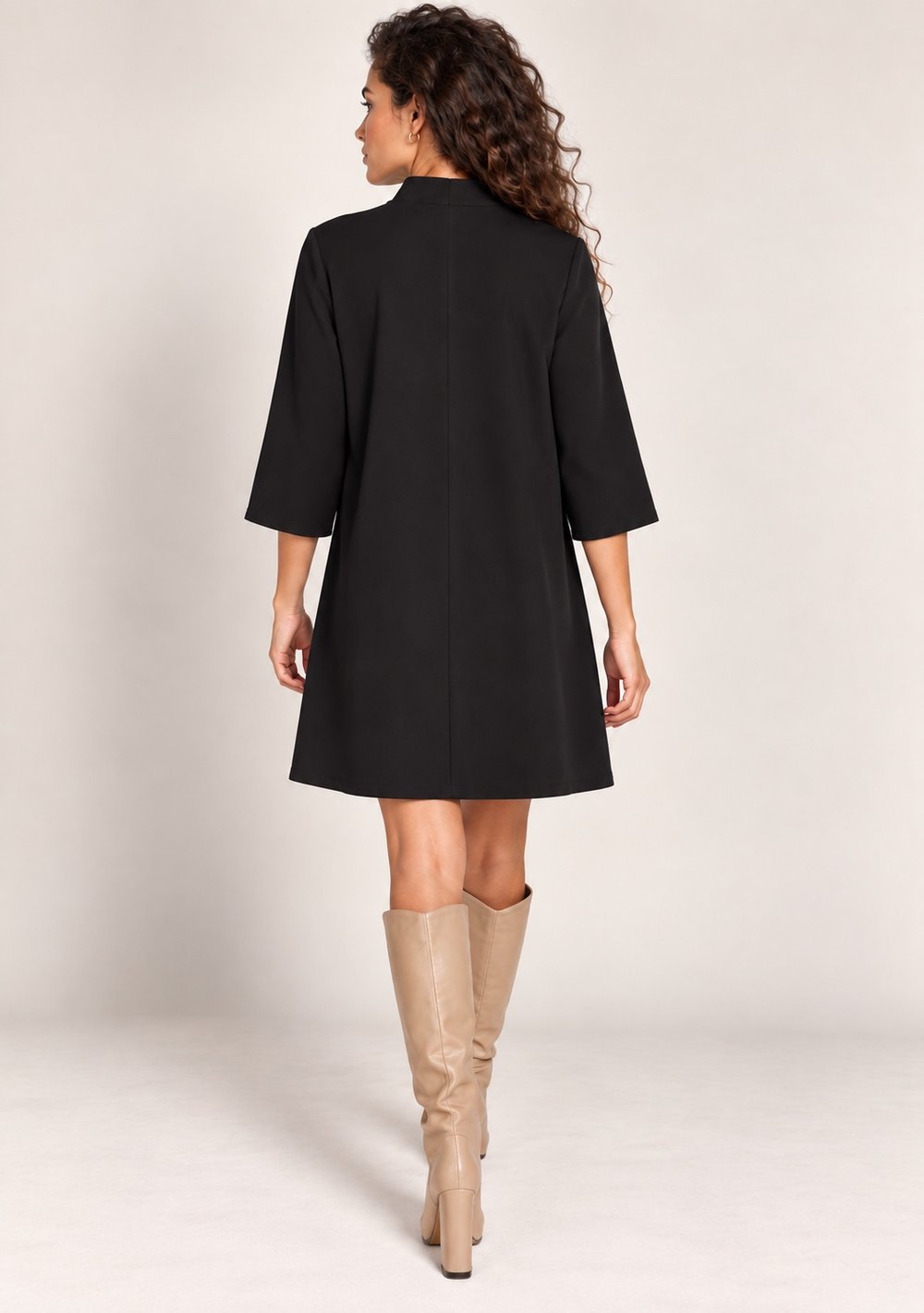Abito Svasato con Cravatta da donna in colore nero, vista alternativa 3