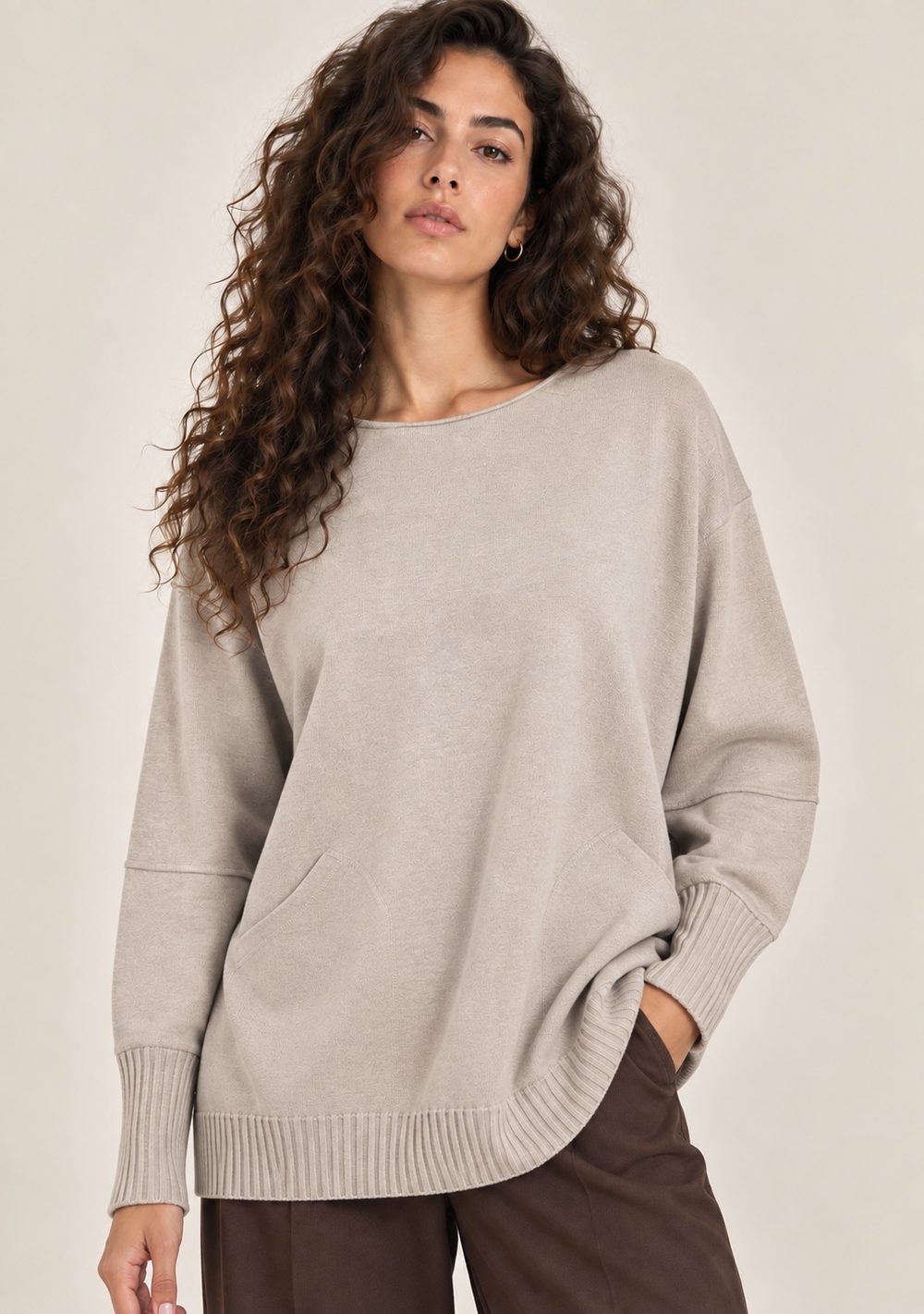 Maglia Girocollo con Tasche da donna in colore beige