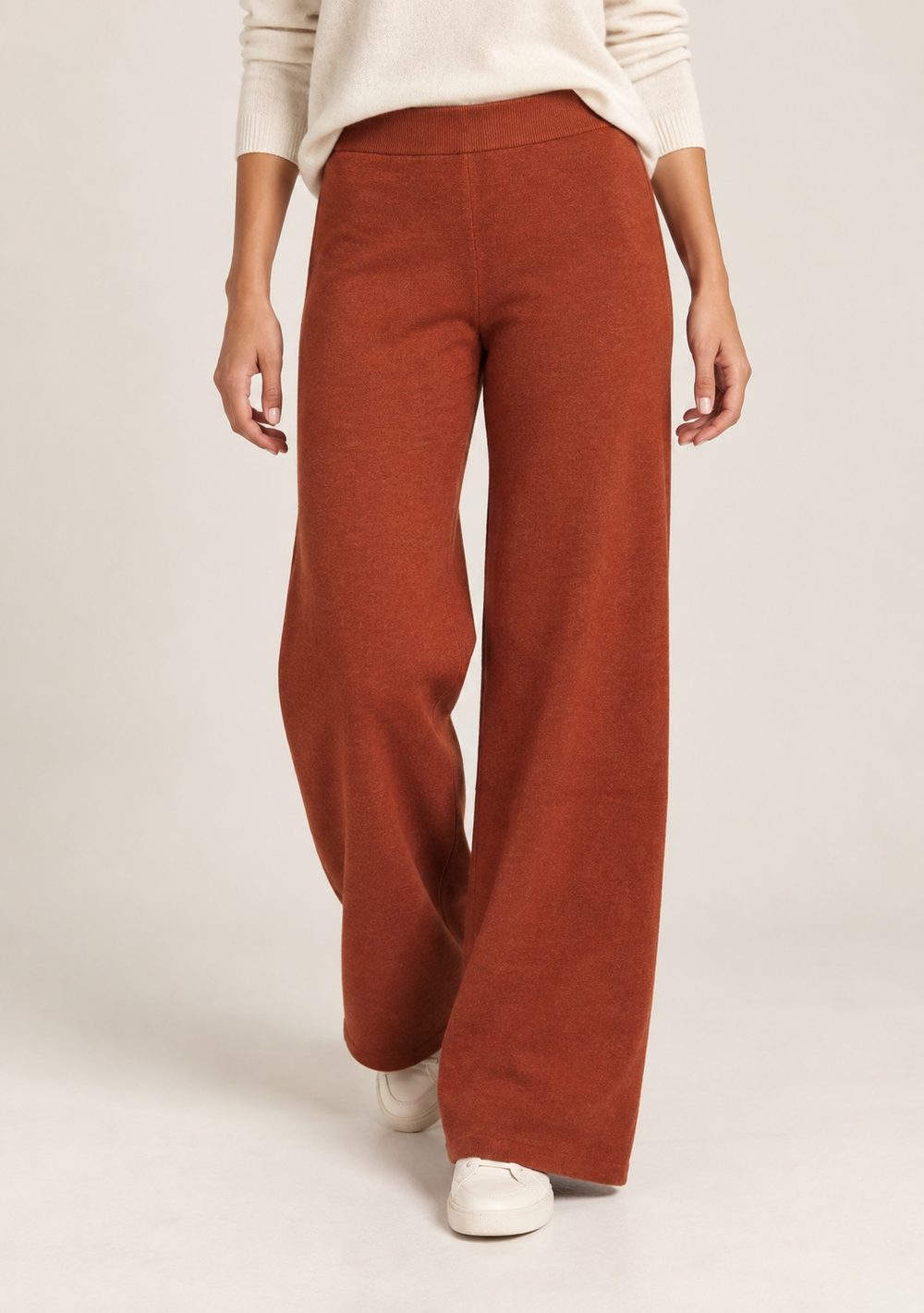 Pantaloni Palazzo da donna in colore coccio