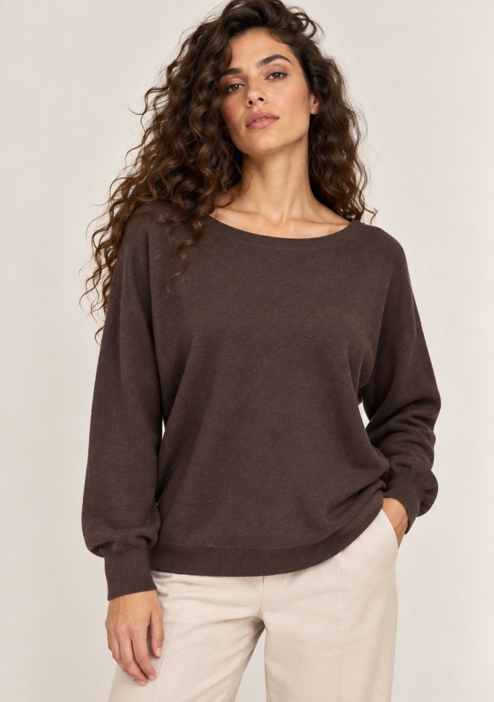 Maglia a Barca con Goccia da donna in colore moro
