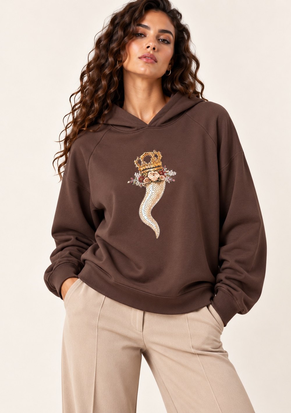 Maglia in Felpa Stampa da donna in colore moro