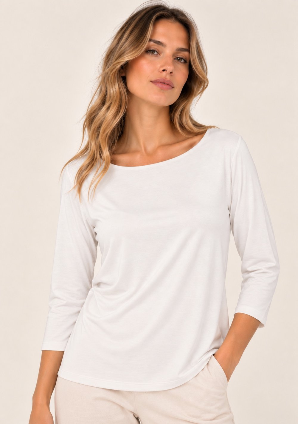 Maglia Scollo Madonna da donna in colore bianco