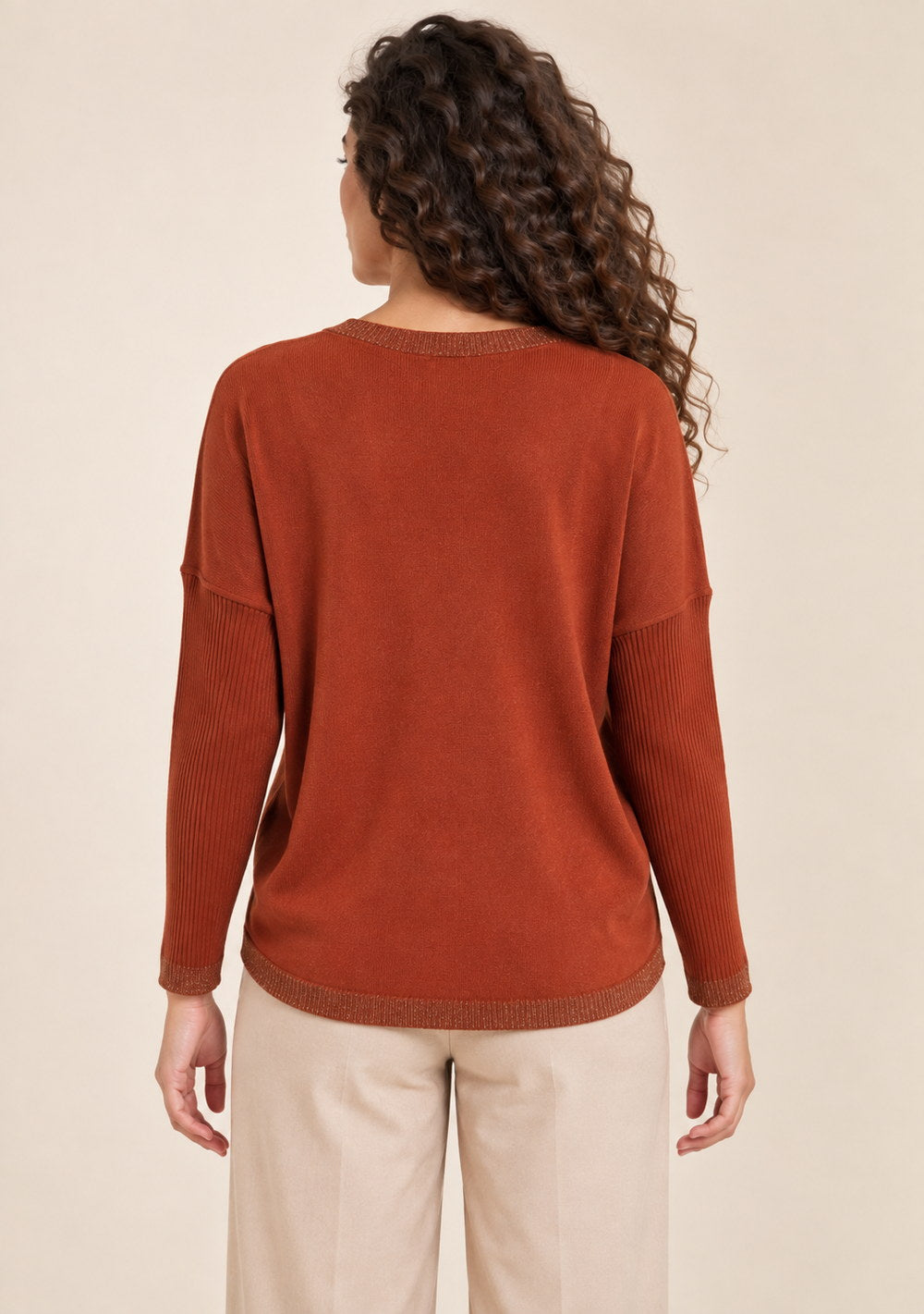 Maglia Scollo a V Riporti Lurex da donna in colore coccio, vista alternativa 3