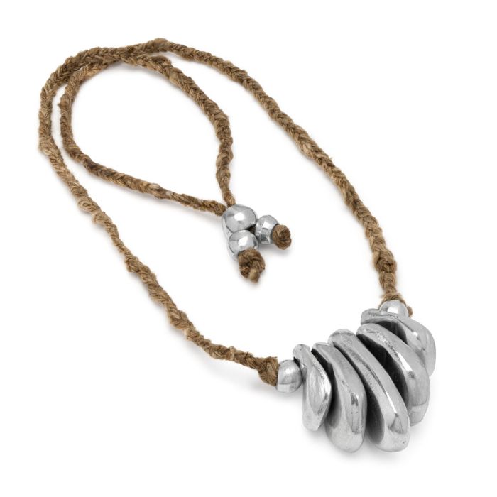 PENDENTIF SOIE 5 ELEMENTS IRREGULIERS