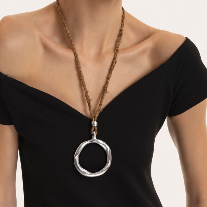 PENDENTIF SOIE GRAND CIERCLE A TROU