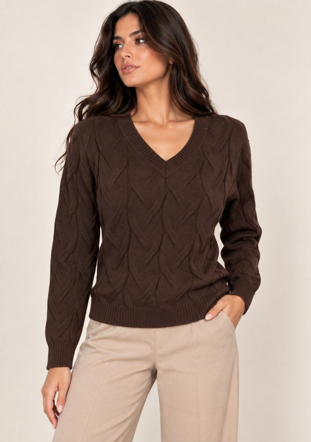 Maglia con Trecce Scollo a V