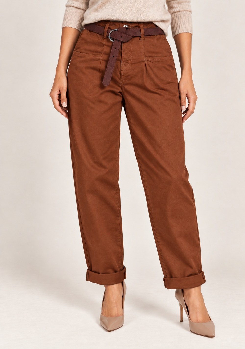 Pantaloni con Tasca Avanti